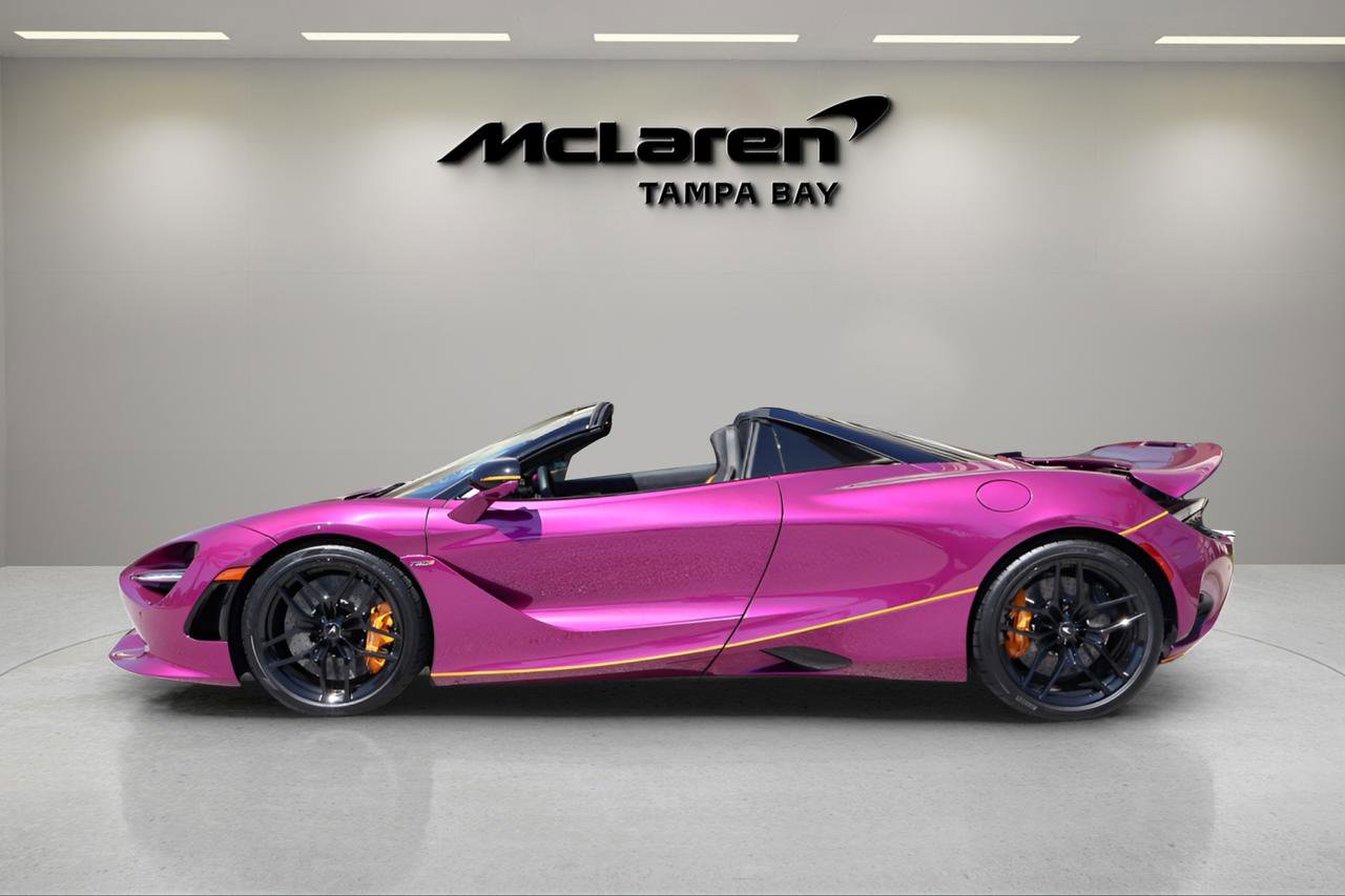 Used 2026 McLaren 750S Spider image 3