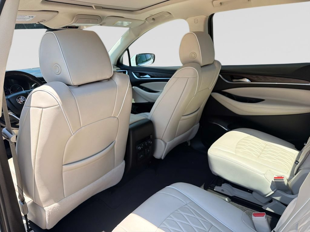 Used 2024 Buick Enclave Avenir FWD image 15