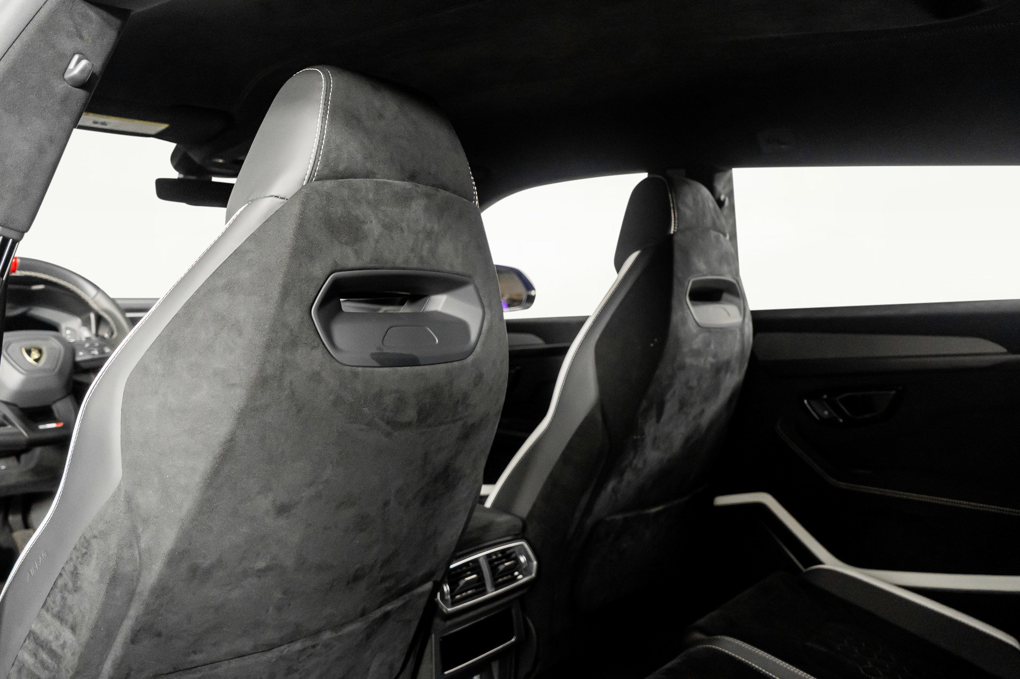 Used 2024 Lamborghini Urus Performante image 40