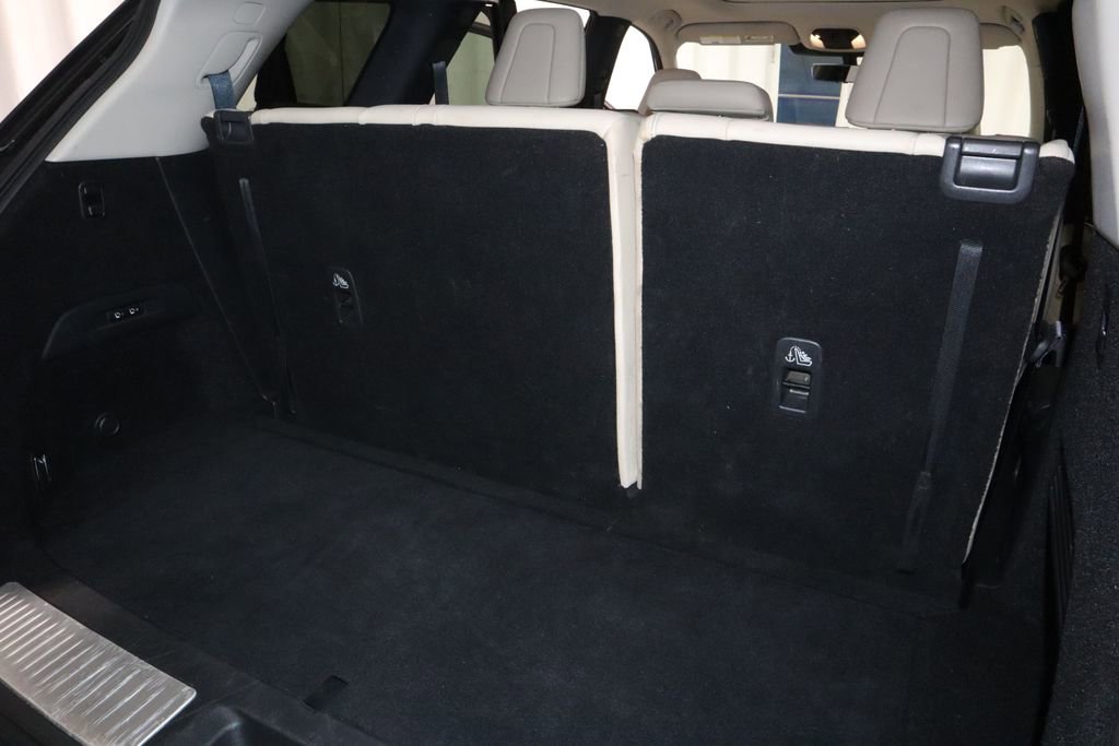 Used 2022 INFINITI QX60 Sensory w/ Vision Package image 16