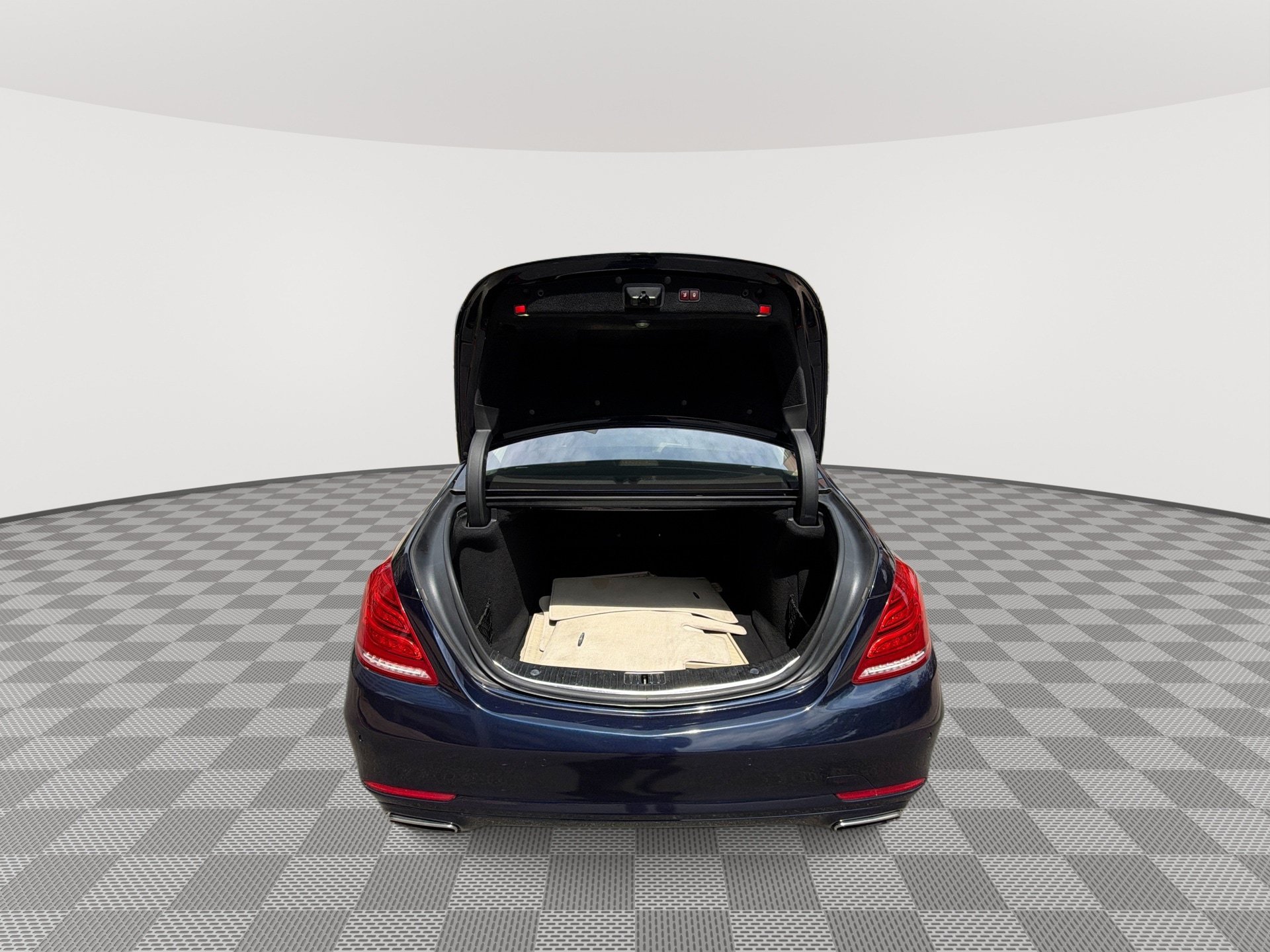 Used 2015 Mercedes-Benz S 550 4MATIC Sedan image 21