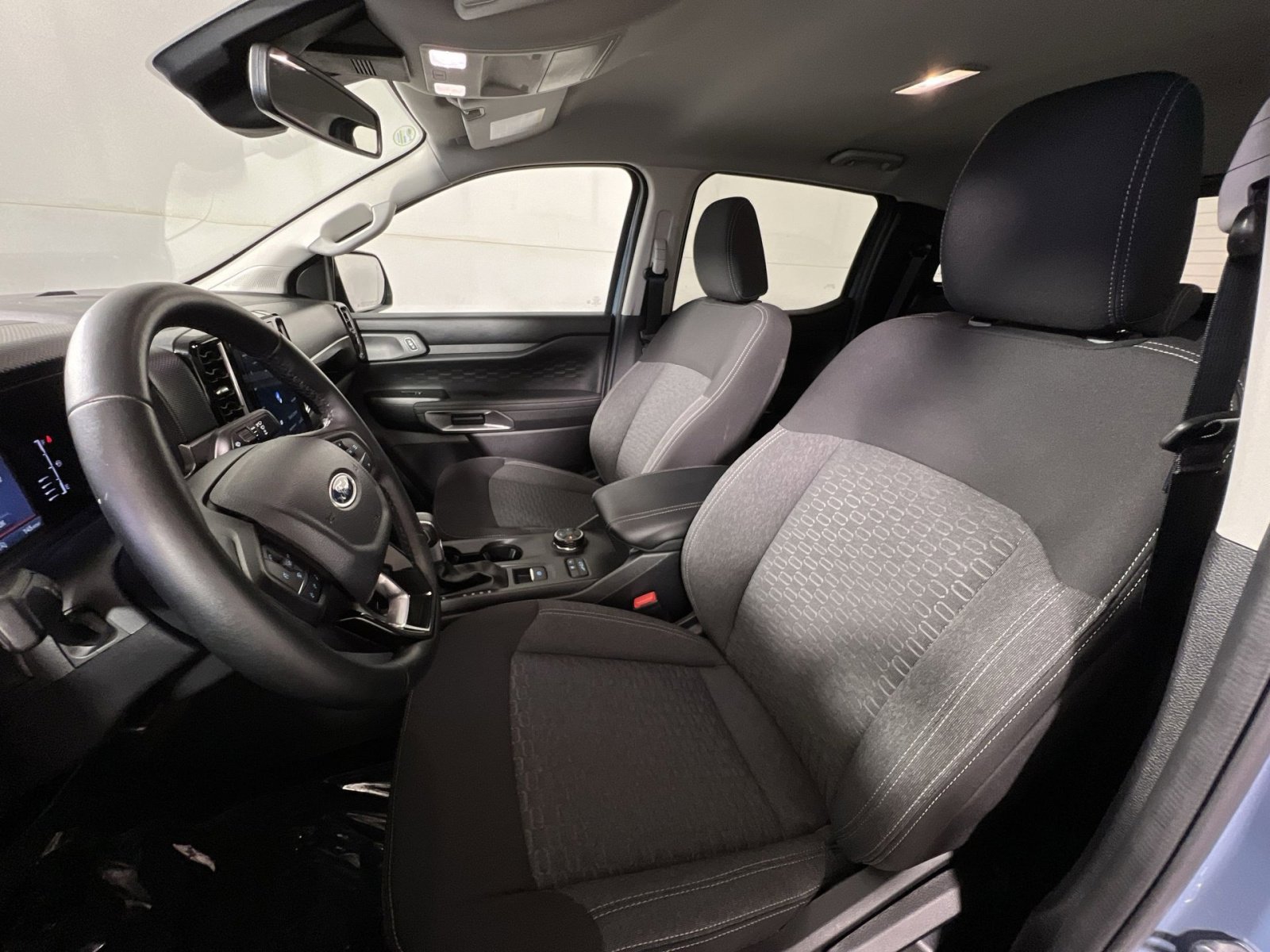 Used 2024 Ford Ranger XLT w/ FX4 Off-Road Package image 13