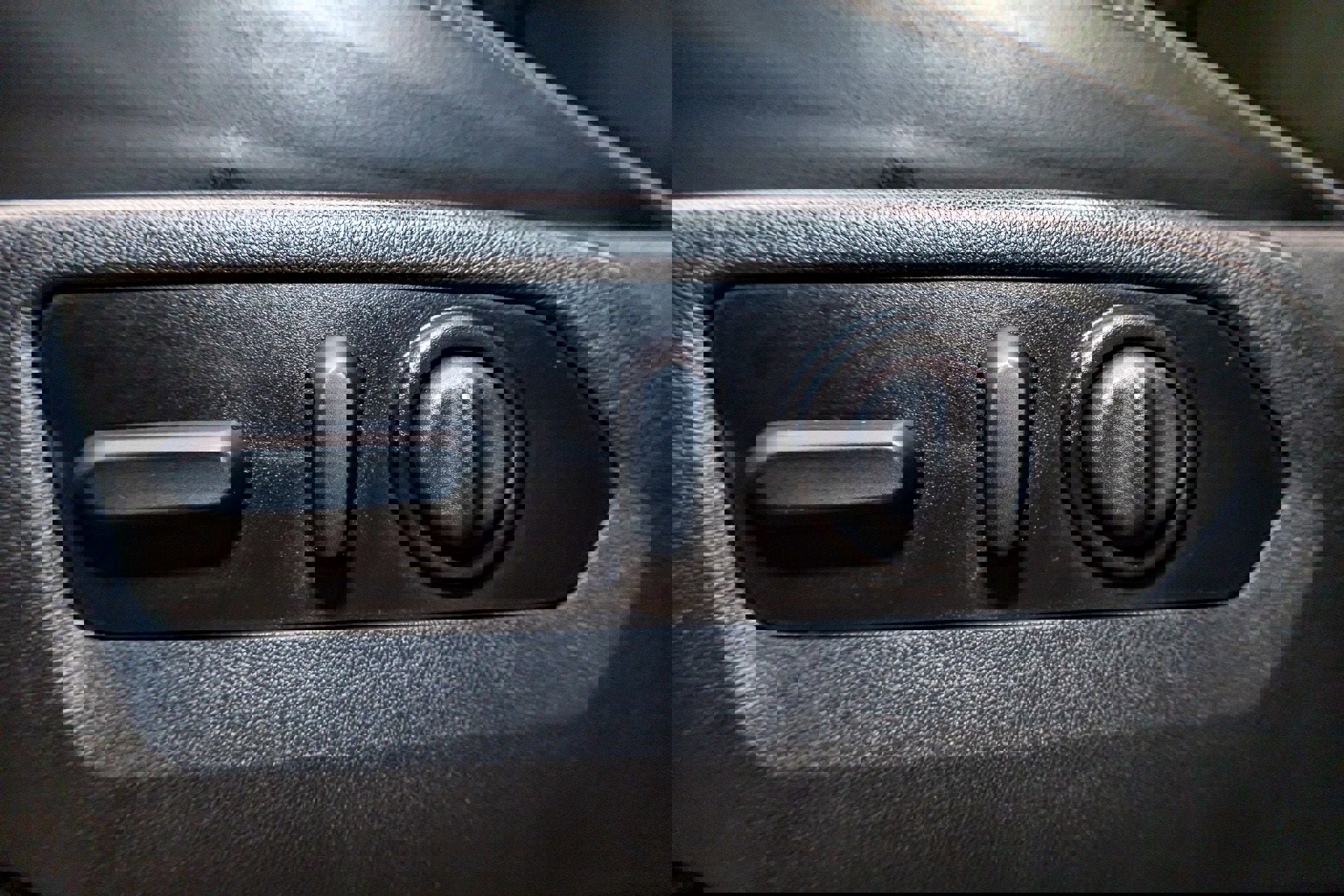 Used 2023 Chevrolet Silverado 3500 High Country w/ Z71 Off-Road Package image 20