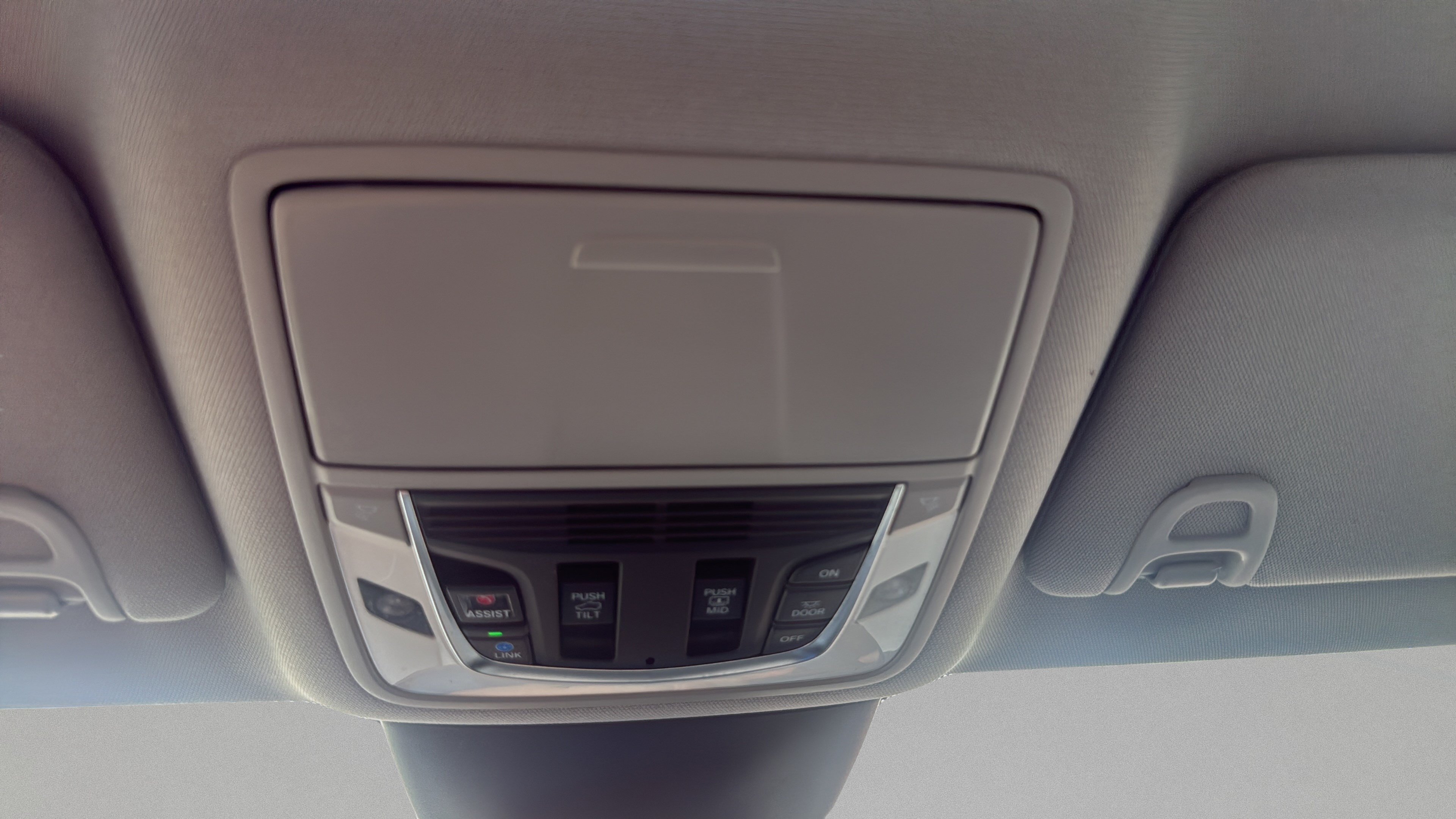Used 2023 Acura MDX FWD w/ Technology Package image 23