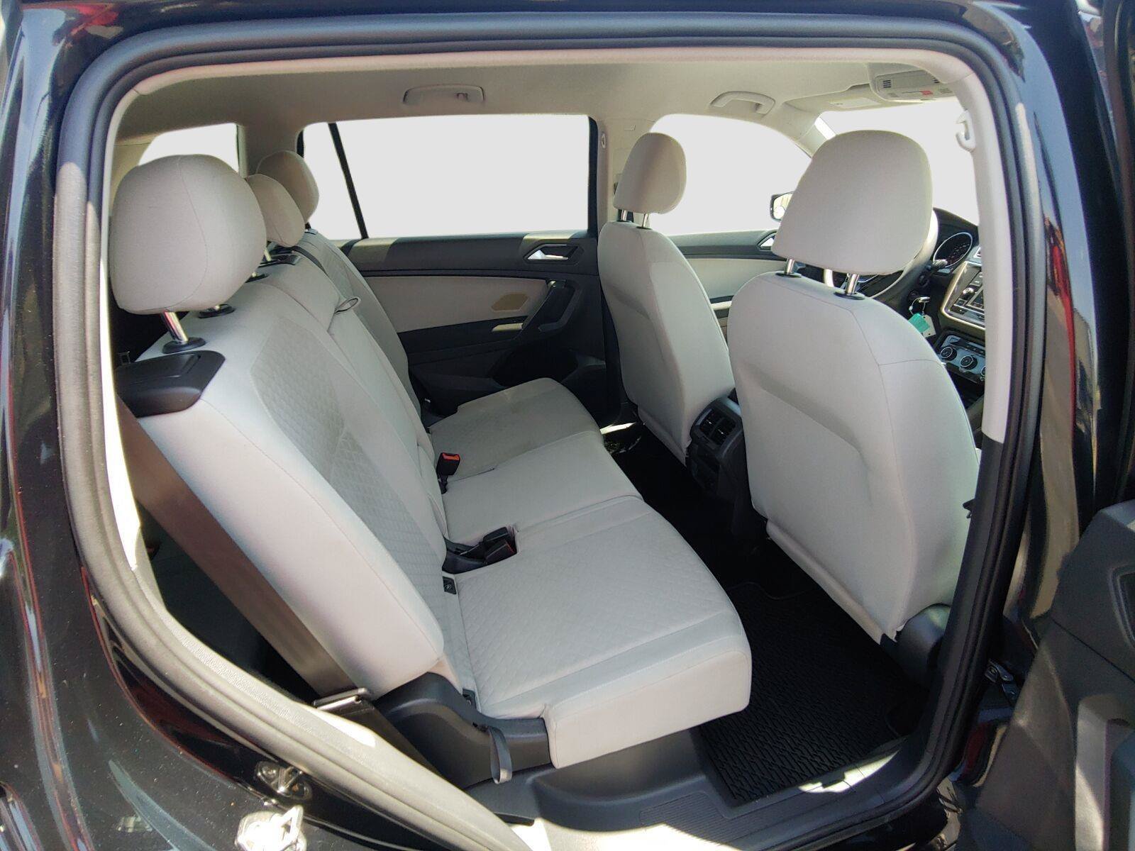 Used 2021 Volkswagen Tiguan S FWD image 19