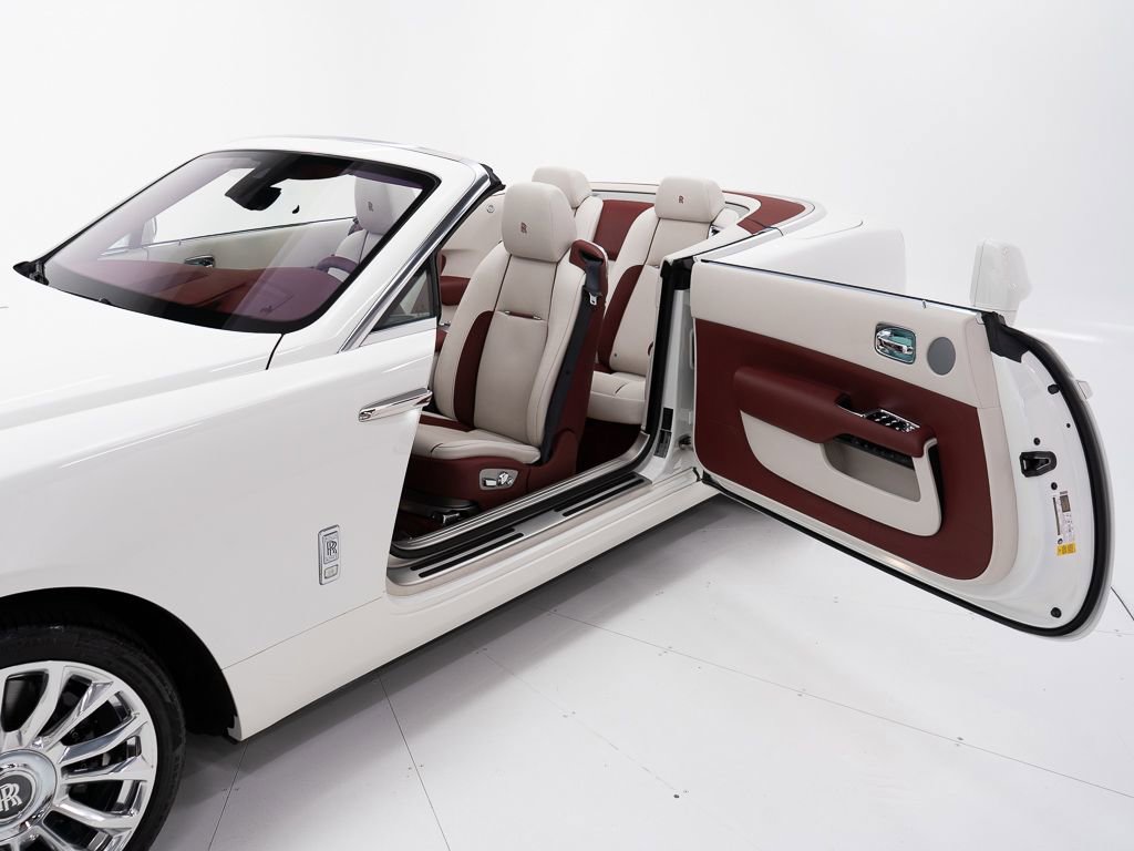 Certified 2020 Rolls-Royce Dawn image 17