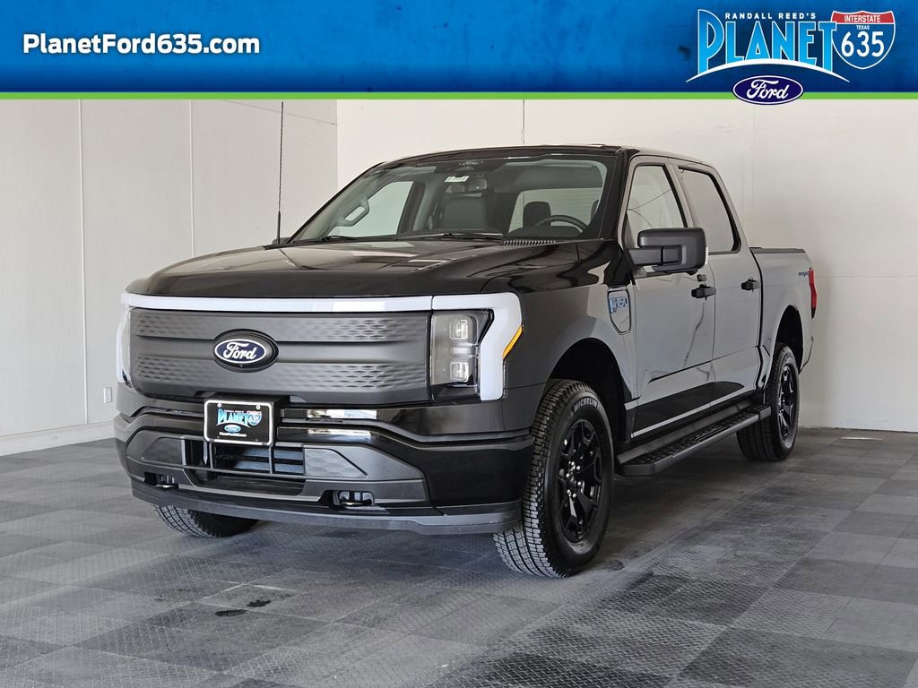 New 2025 Ford F150 Lightning XLT image 2