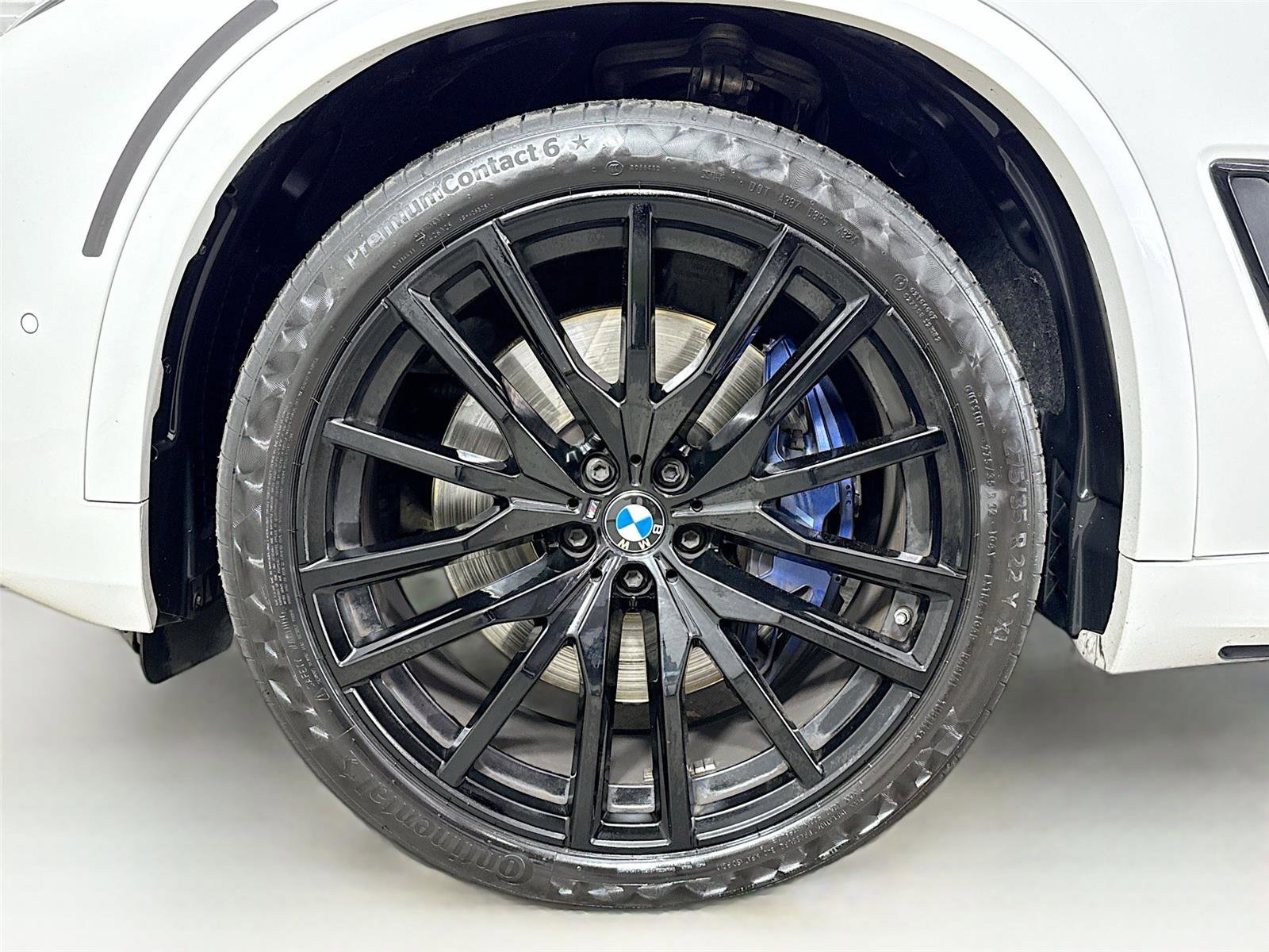 Used 2020 BMW X5 M50i w/ Executive Package image 31