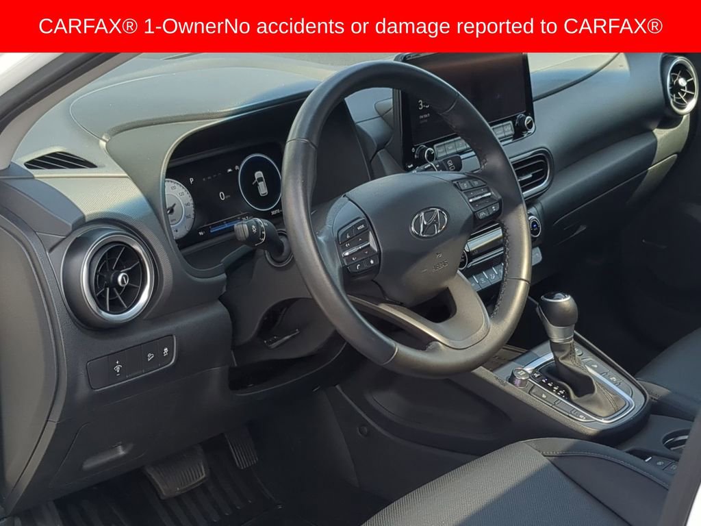 Used 2022 Hyundai Kona Limited image 2