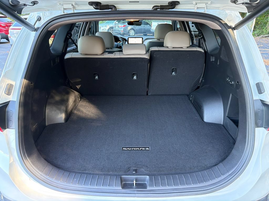 Used 2023 Hyundai Santa Fe Limited FWD image 18