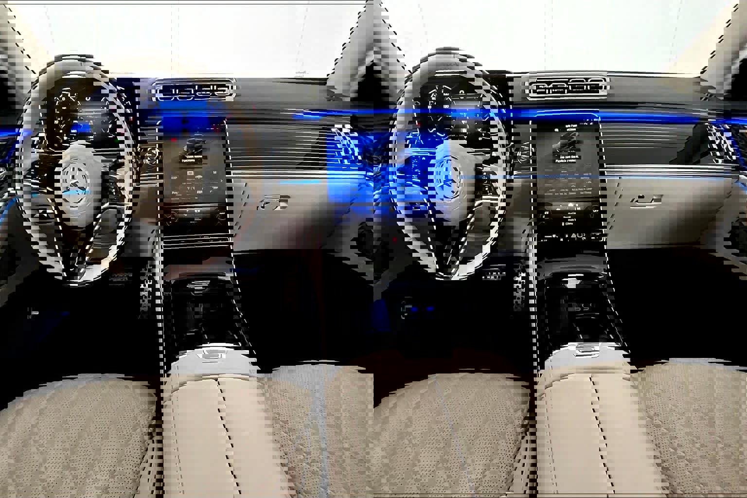 Used 2025 Mercedes-Benz S 580 4MATIC Sedan image 16