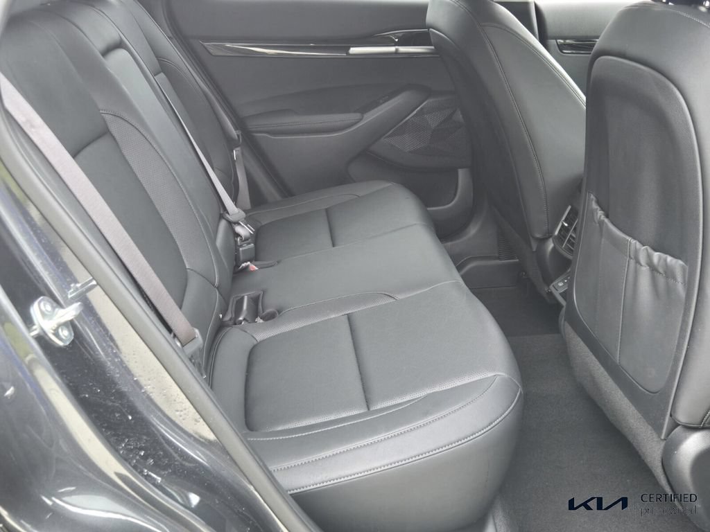 Certified 2025 Kia Seltos SX AWD/4WD image 18