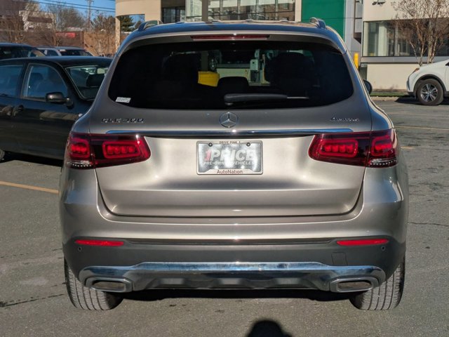 Used 2020 Mercedes-Benz GLC 300 4MATIC image 7