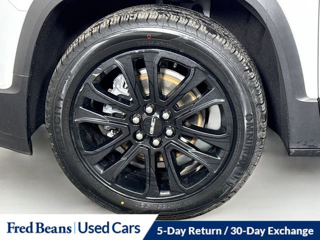 Used 2023 GMC Acadia SLT w/ Elevation Edition image 33