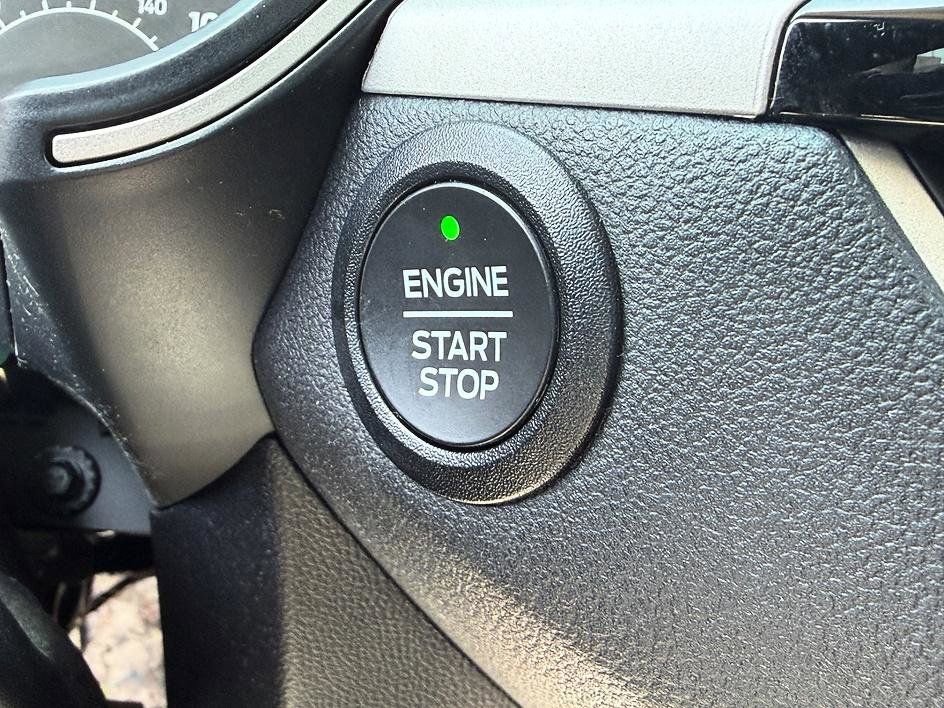 Used 2022 Ford Escape SE w/ SE Sport Appearance Package FWD image 27