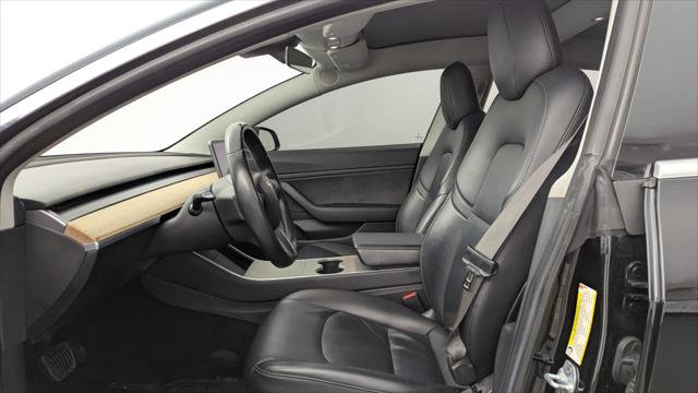 Used 2018 Tesla Model 3 Long Range RWD image 13