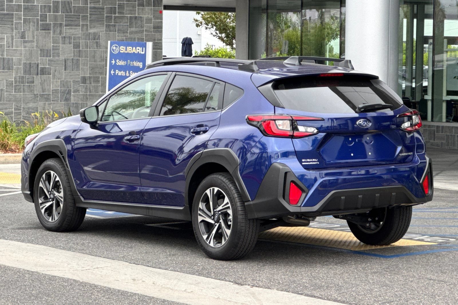Certified 2024 Subaru Crosstrek 2.0i Premium AWD/4WD image 6