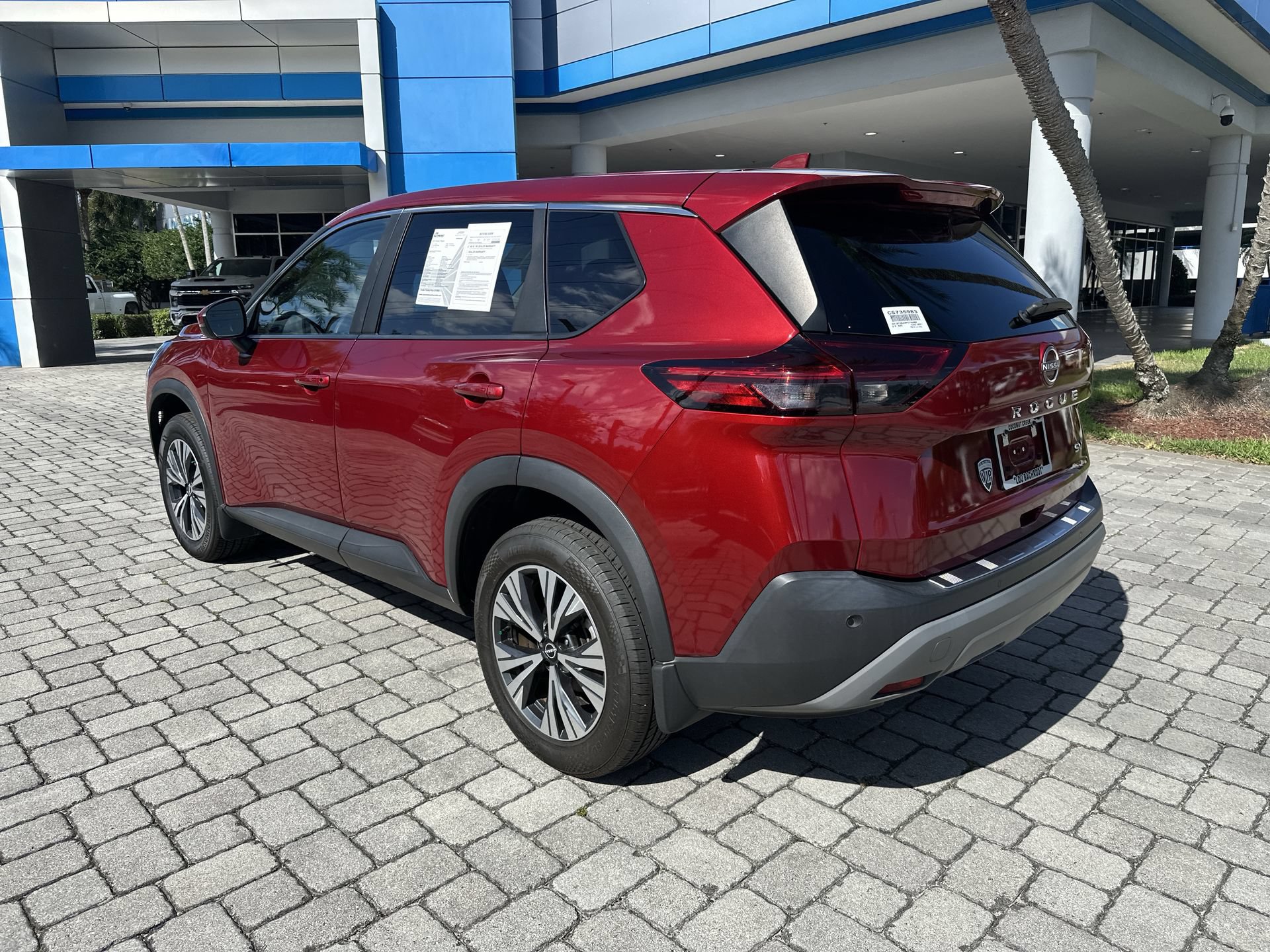 Used 2023 Nissan Rogue SV FWD image 33