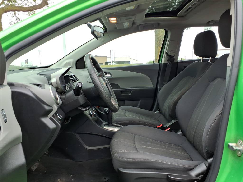 Used 2015 Chevrolet Sonic LT FWD image 23