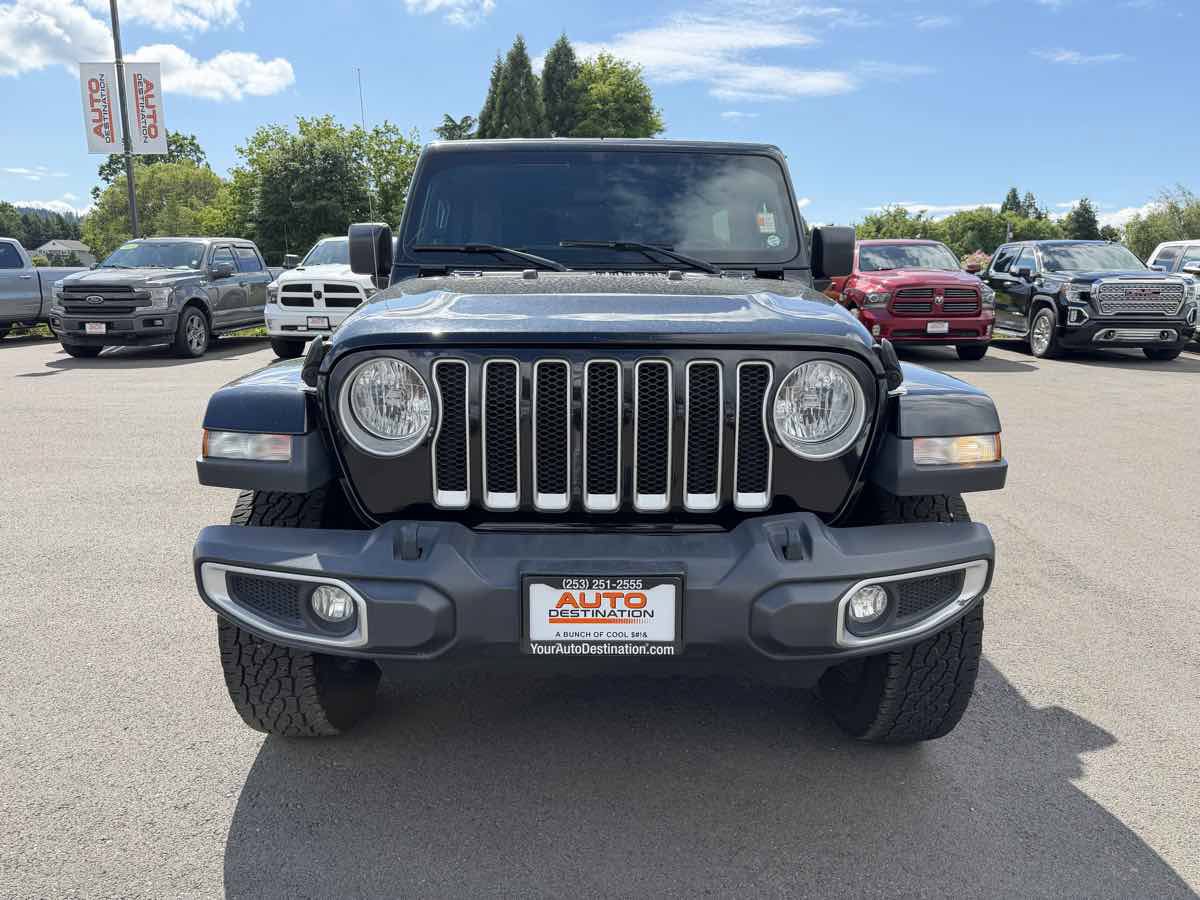 Used 2020 Jeep Wrangler Unlimited Sahara AWD/4WD image 3