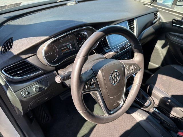 Used 2018 Buick Encore Preferred image 14