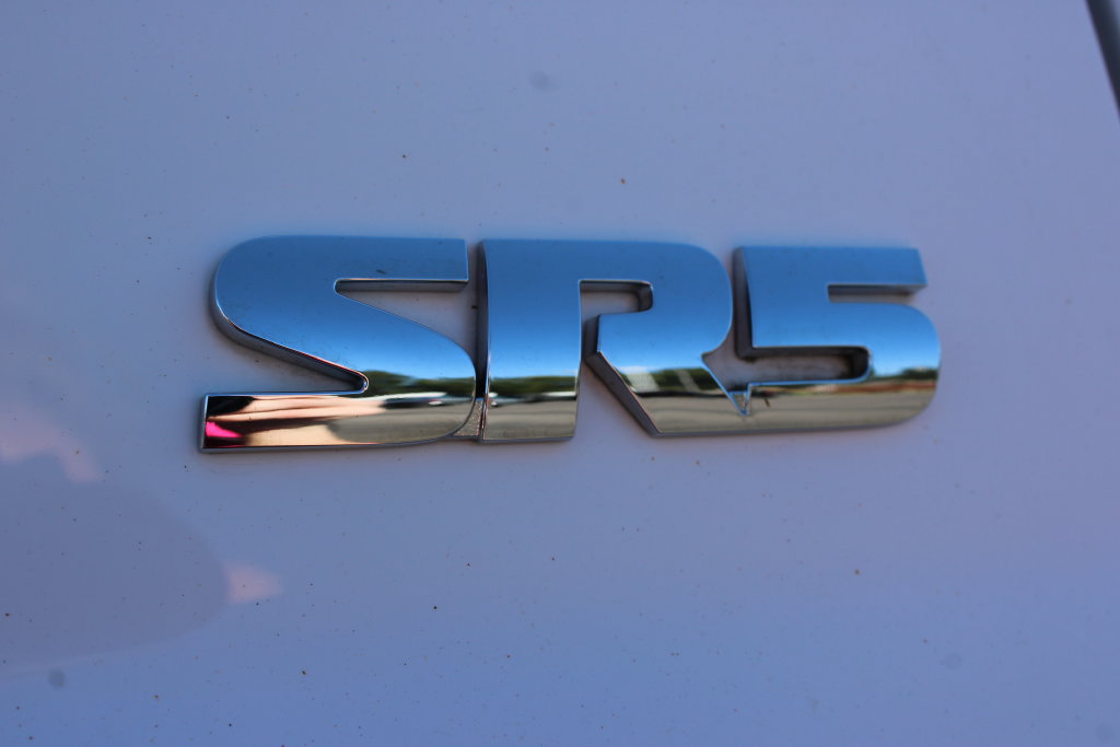 Used 2019 Toyota Tundra SR5 w/ SR5 Upgrade Package AWD/4WD image 35