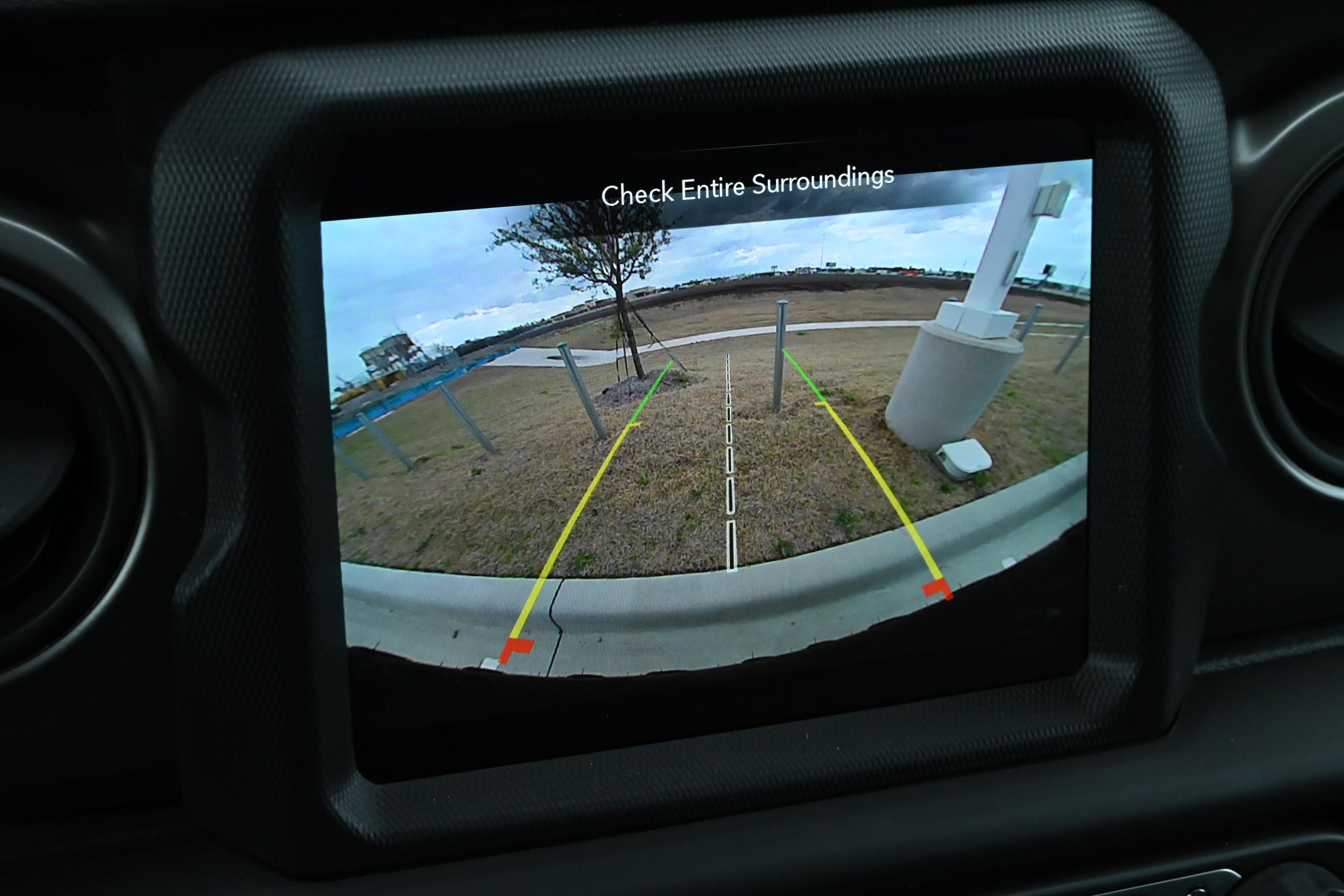 Used 2023 Jeep Wrangler Unlimited Sport image 16