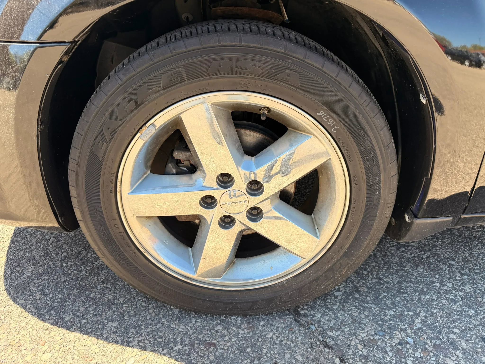 Used 2013 Dodge Avenger SE FWD image 19