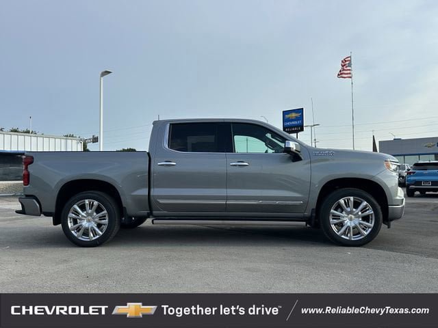 New 2026 Chevrolet Silverado 1500 High Country AWD/4WD image 3