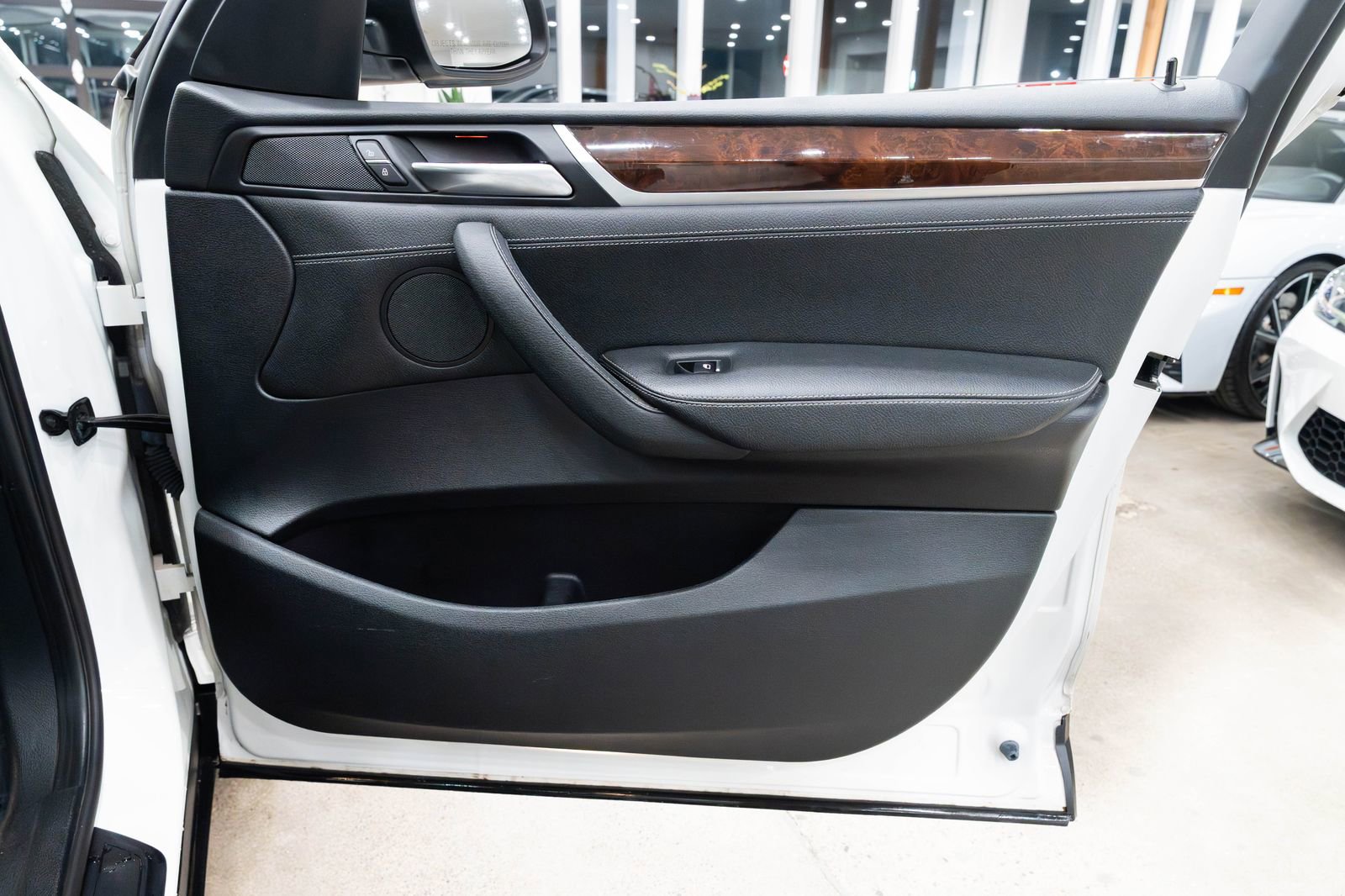 Used 2017 BMW X3 xDrive28i image 23