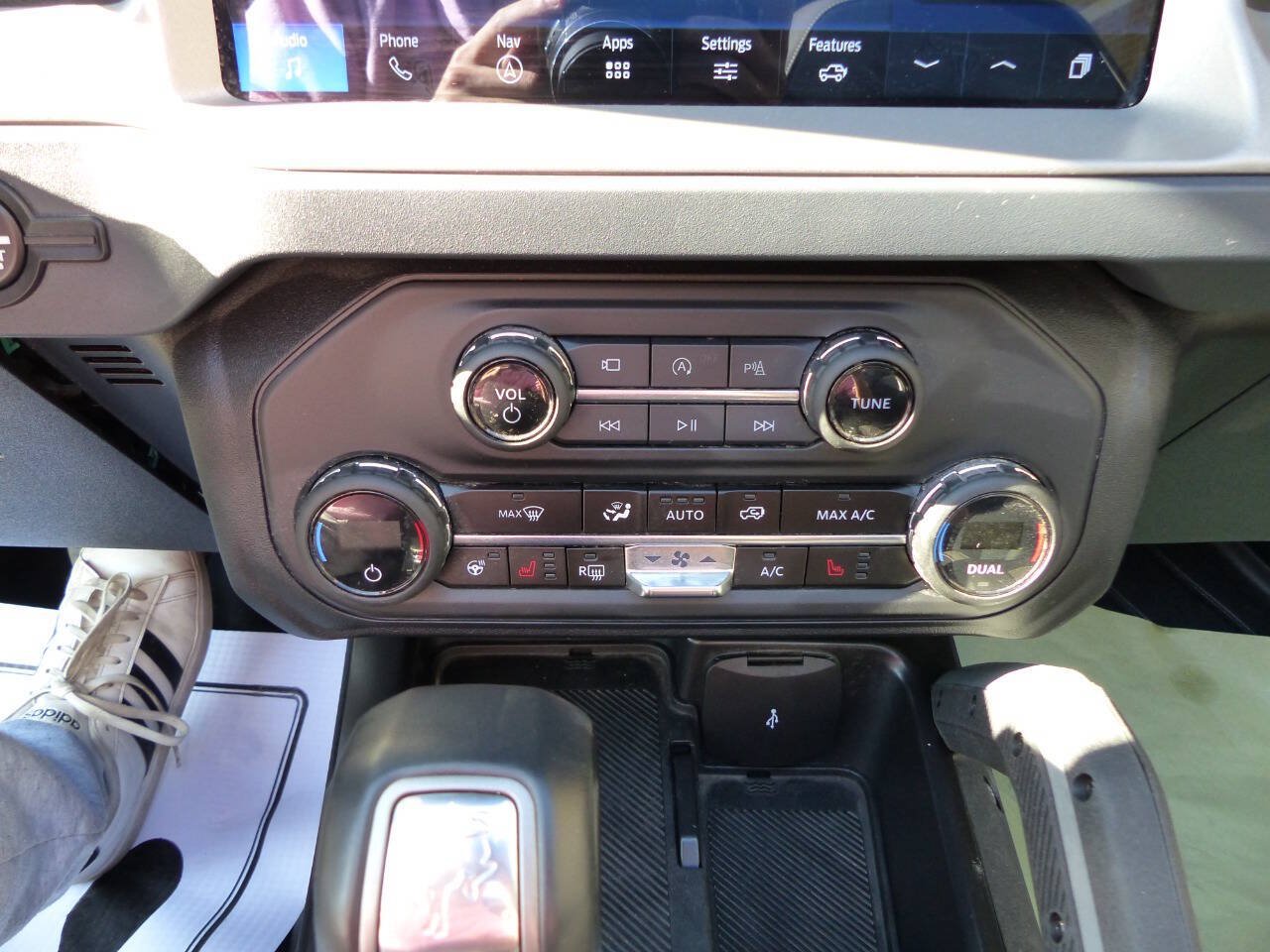 Used 2025 Ford Bronco Outer Banks AWD/4WD image 42
