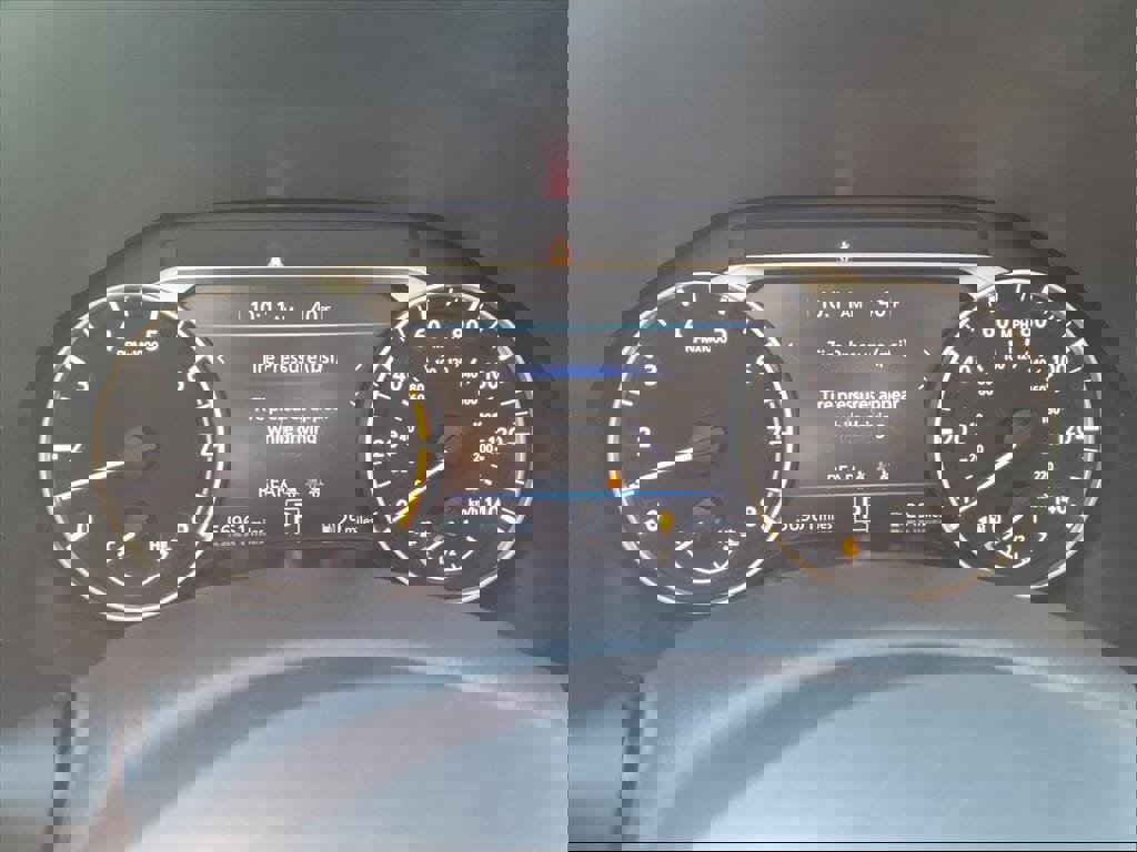 Used 2024 Nissan Altima 2.5 SV image 24