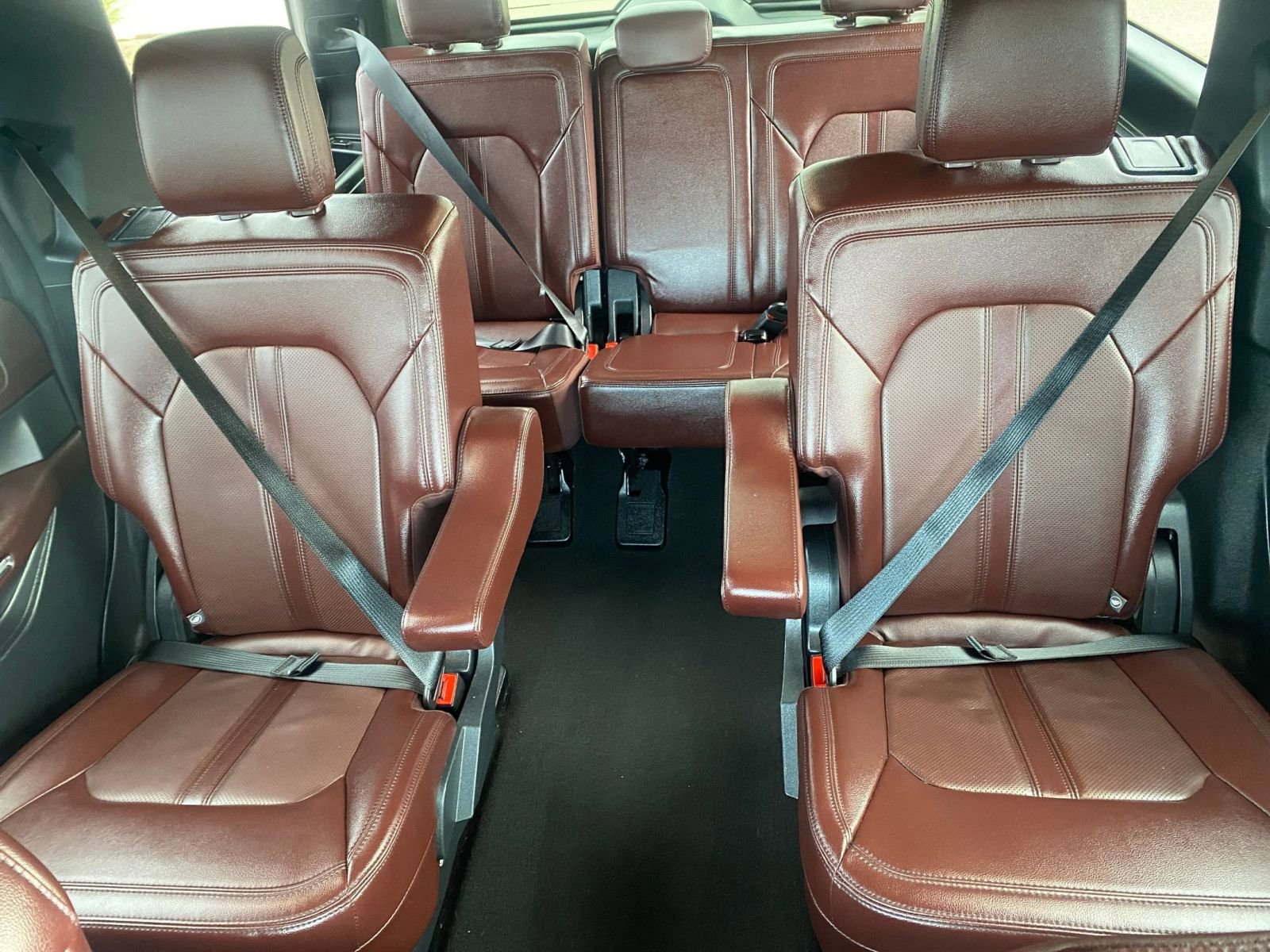 Used 2024 Ford Expedition Limited image 43