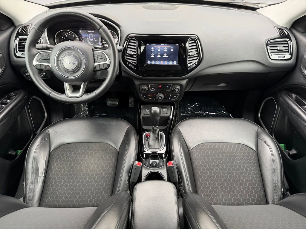 Used 2019 Jeep Compass Altitude image 16