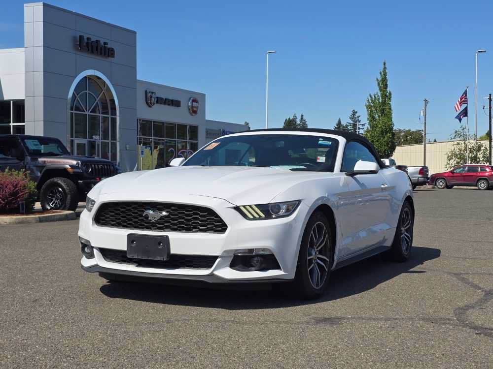 Used 2015 Ford Mustang Premium RWD image 8