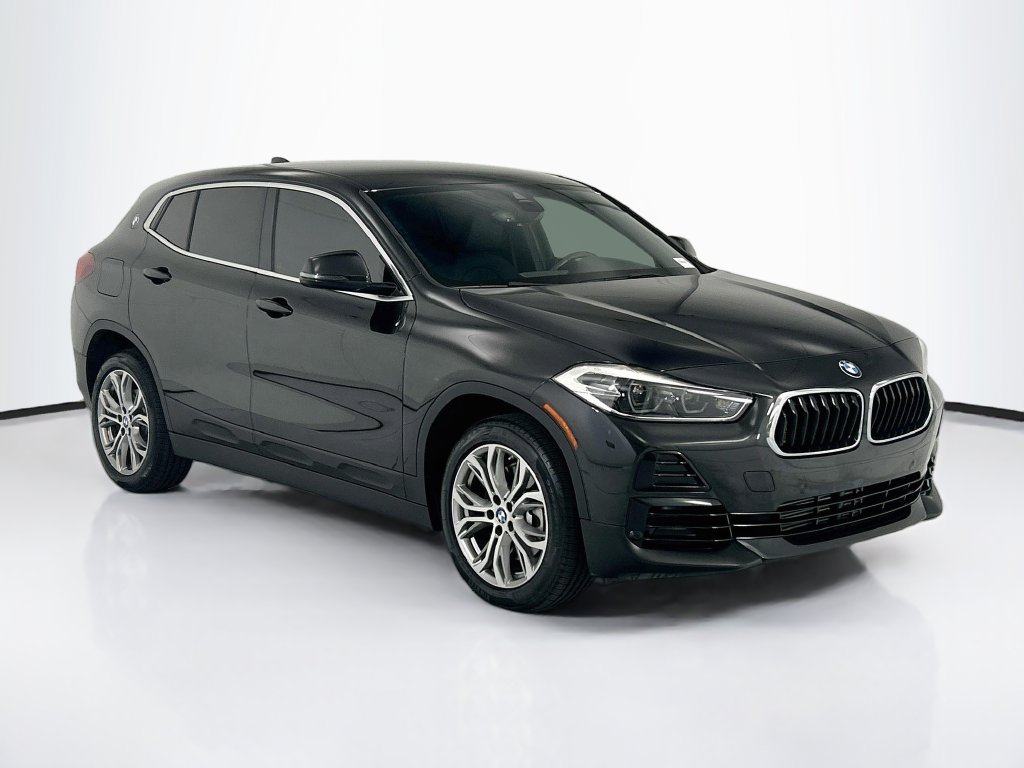 Used 2021 BMW X2 sDrive28i w/ Convenience Package FWD image 3