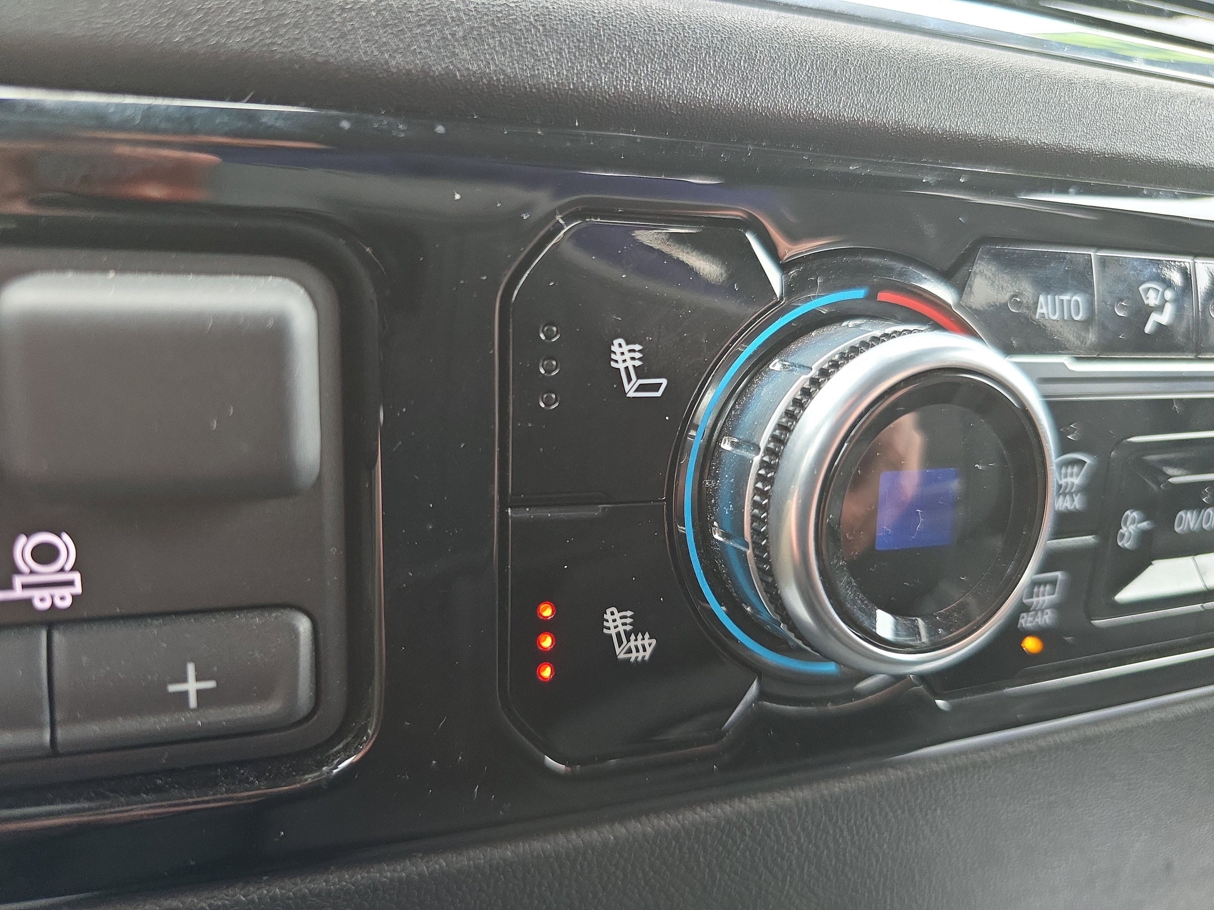 Used 2023 GMC Sierra 1500 Elevation image 29