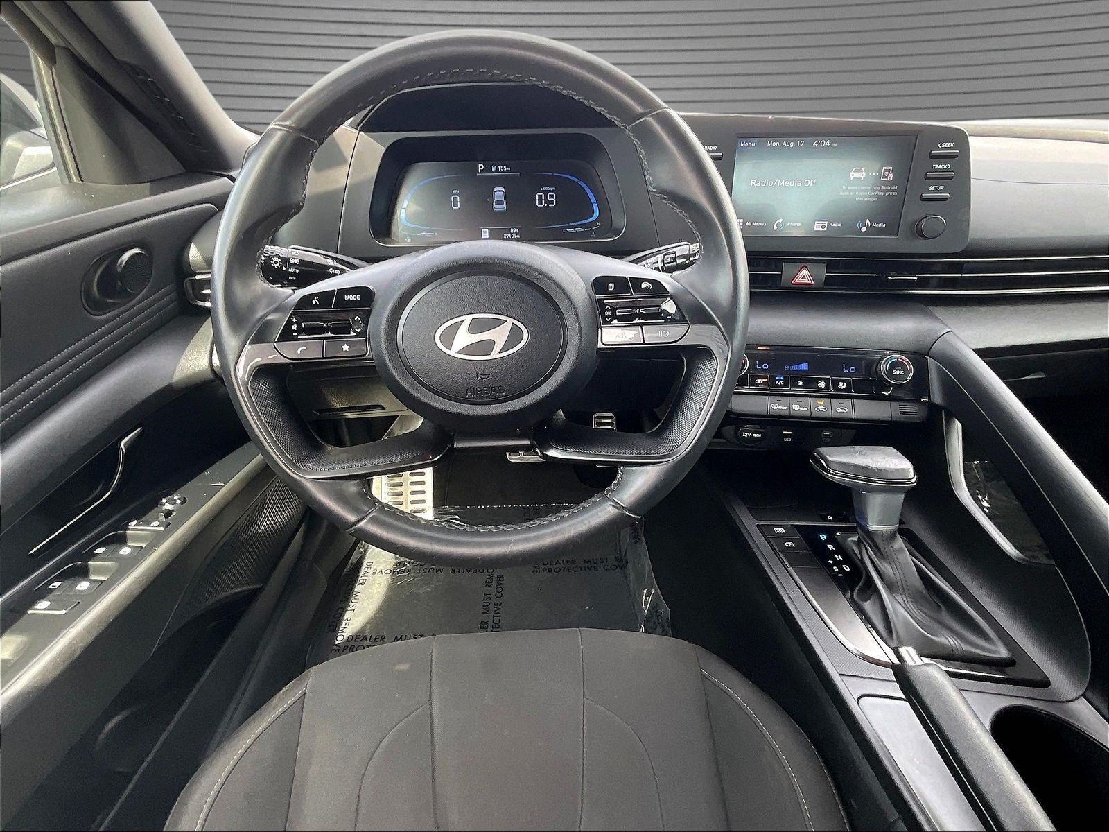 Used 2025 Hyundai Elantra Sport FWD image 10