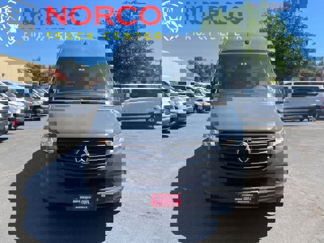 Used 2019 Mercedes-Benz Sprinter 144 image 3