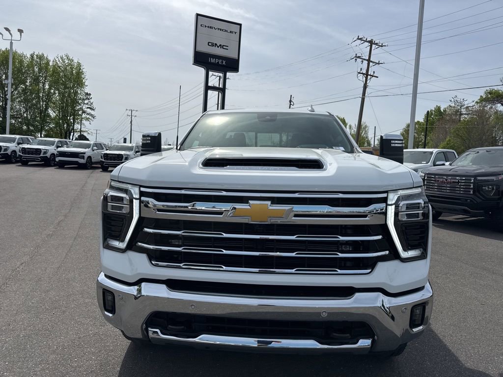 New 2026 Chevrolet Silverado 2500 LTZ image 8