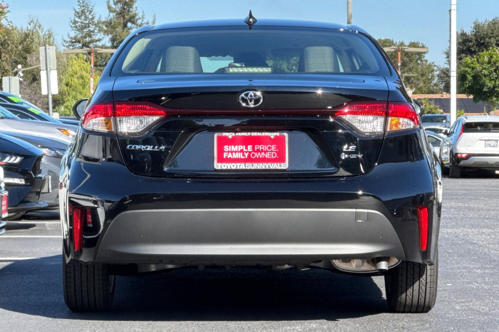 New 2026 Toyota Corolla LE w/ LE Premium Package FWD image 8