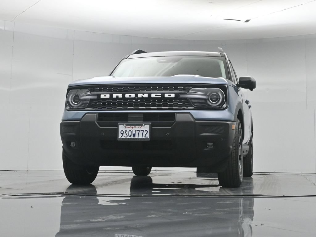 Used 2025 Ford Bronco Sport Outer Banks w/ Outer Banks Tech Package+ AWD/4WD image 4
