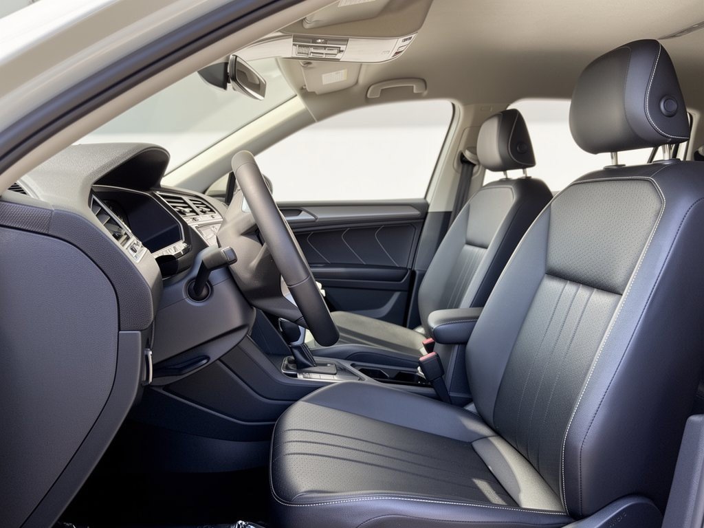 Used 2023 Volkswagen Tiguan SE FWD image 5