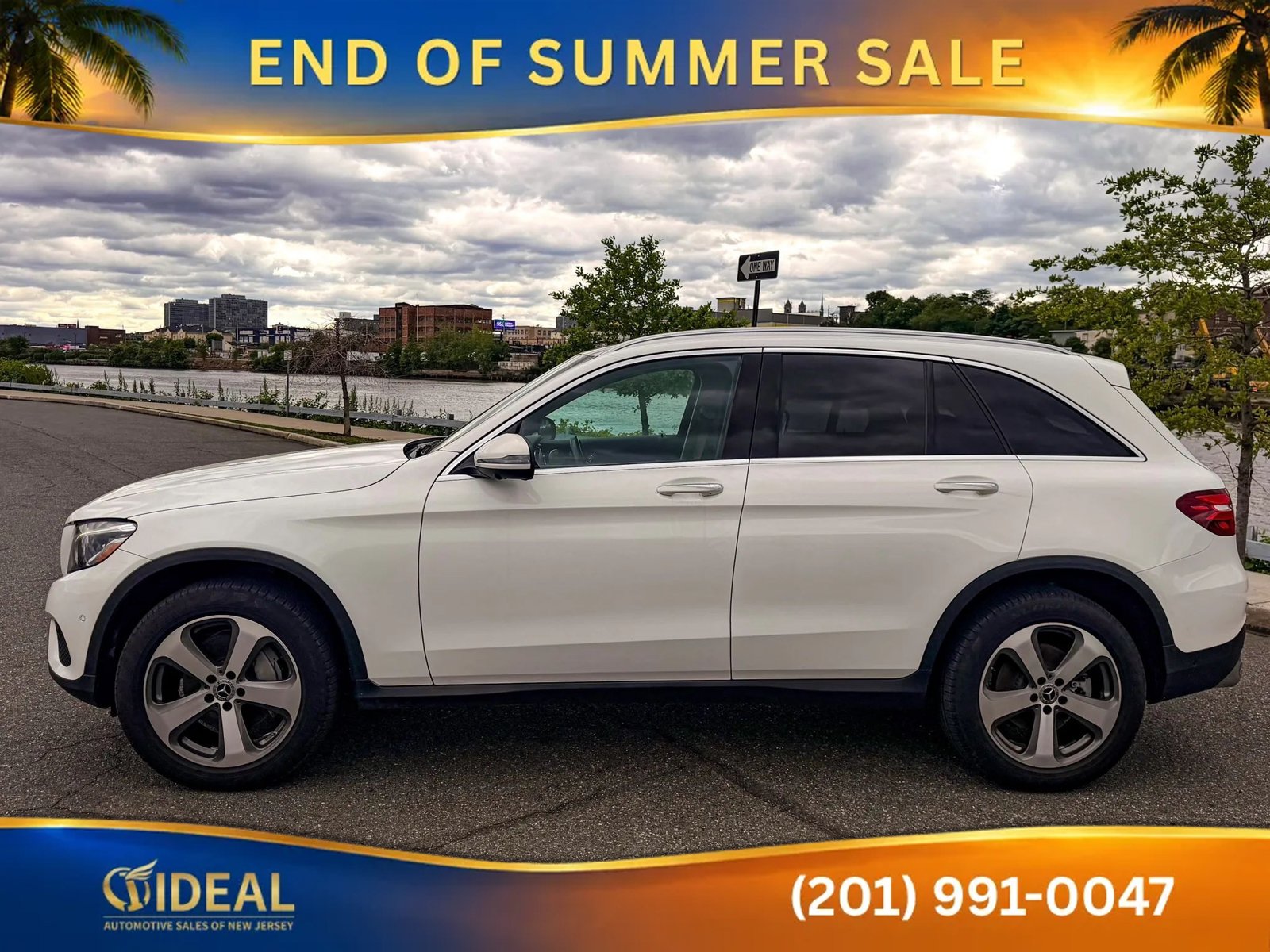 Used 2018 Mercedes-Benz GLC 300 4MATIC image 4