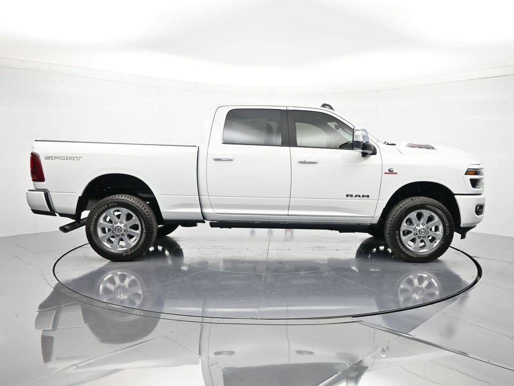 New 2026 RAM 2500 Laramie AWD/4WD image 4