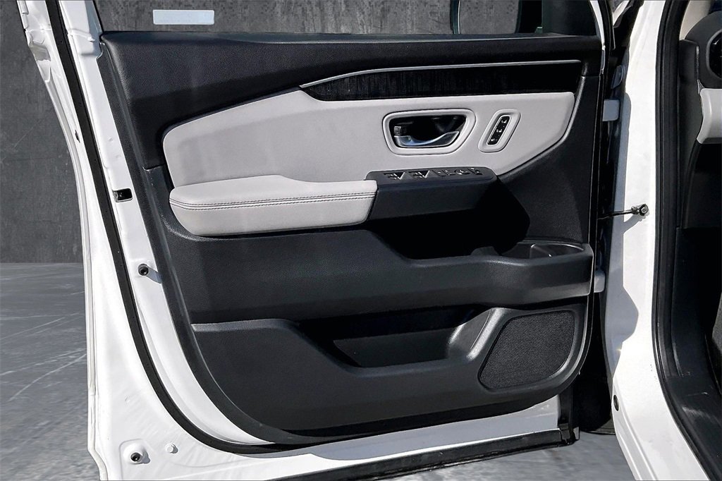 Used 2024 Honda Pilot Elite image 20