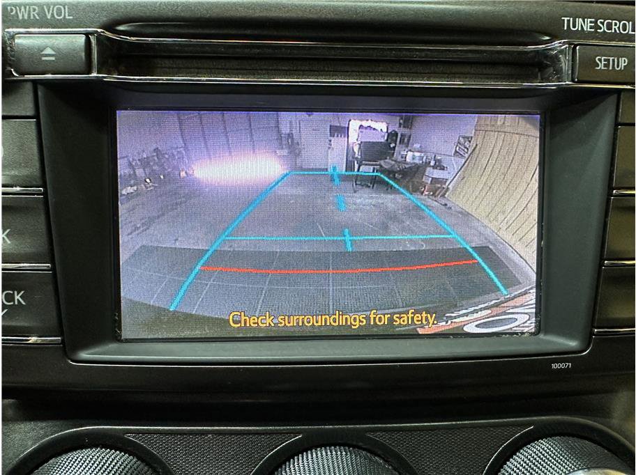 Used 2013 Toyota RAV4 LE image 21