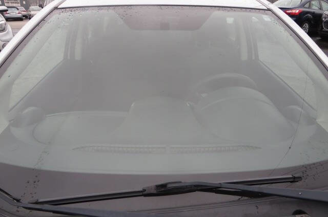 Used 2018 Nissan Versa Note S image 32