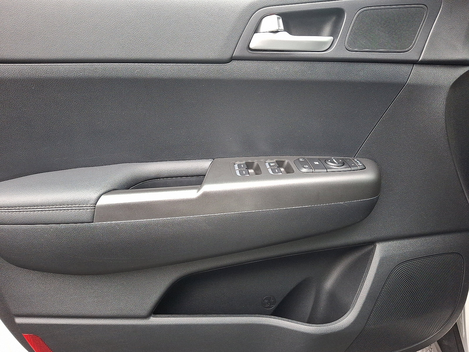 Certified 2022 Kia Sportage LX w/ LX AWD Value Edition Package image 10