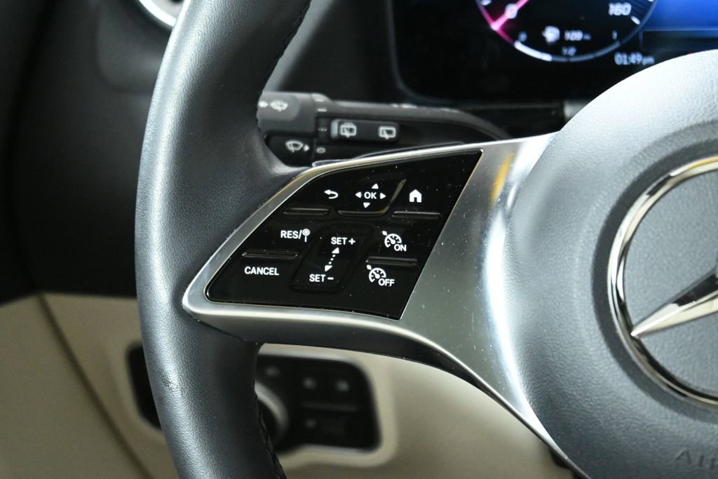 Certified 2025 Mercedes-Benz GLA 250 4MATIC image 18